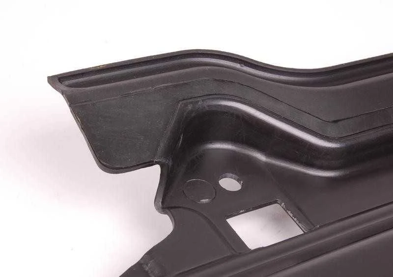 Originalus BMW E65 E66 E67 priekinis viršutinis radiatoriaus oro ventiliacijos kanalas OEM 51717011217