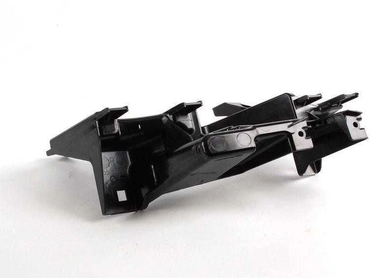 Originalus BMW E65 E66 E67 Sedano žibinto laikiklis dešinėje pusėje OEM 63126917316