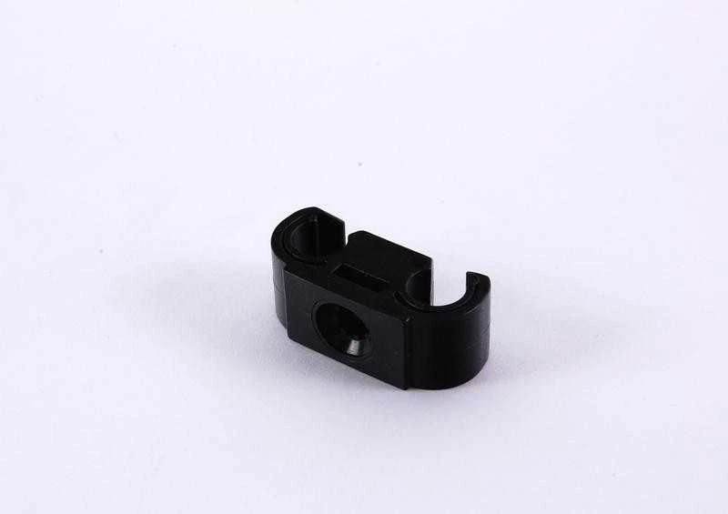 Originalus BMW E82 E84 E87N E88 E90N JCW R50 kuro linijos laikiklis OEM 16126756924