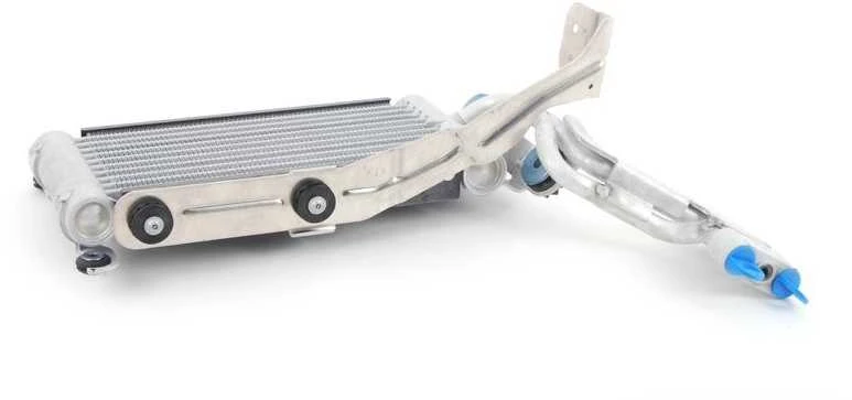 Originalus BMW E82 E88 135i M kupė variklio alyvos aušintuvas OEM 17217564702