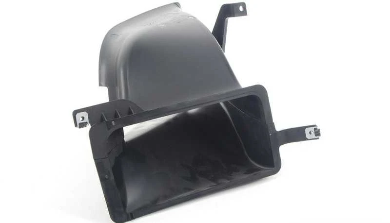 Originalus BMW E82 M kupė variklio alyvos aušintuvo oro kanalas priekyje DEŠINĖ OEM 51748051606