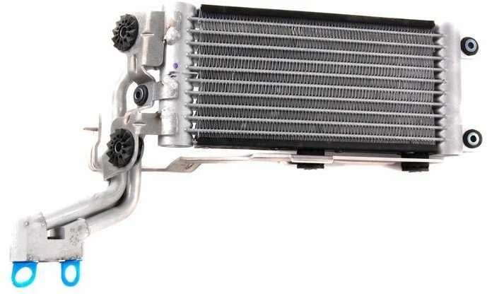 Originalus BMW E84 E90 E91 E92 E93 X1 variklio alyvos aušintuvas OEM 17227521376