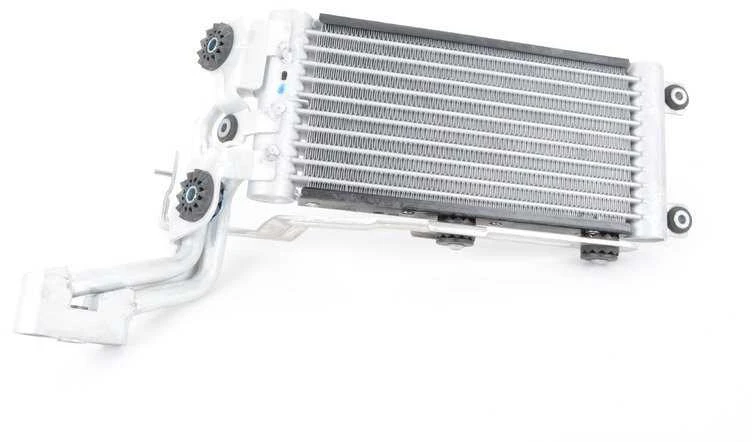 Originalus BMW E84 E90 E91 E92 E93 X1 variklio alyvos aušintuvas OEM 17227521376