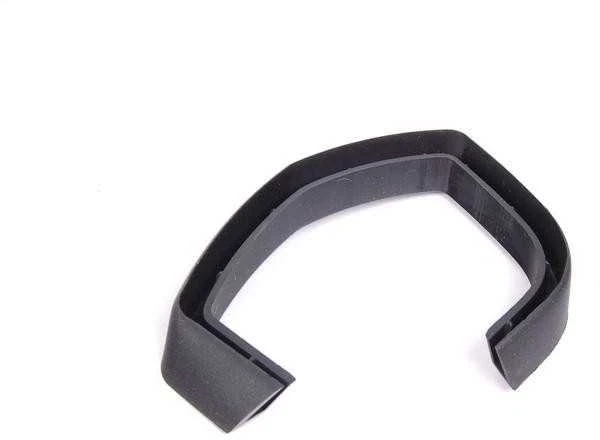 Originalus BMW E85 Roadster dešinės pusės apdailos panelės ritinio baro galinis žiedas OEM 51437906676