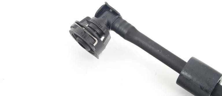 Originalus BMW E90 E90N aušinimo sistemos aušinimo skysčio žarna ventiliacijos vamzdis OEM 11537838219