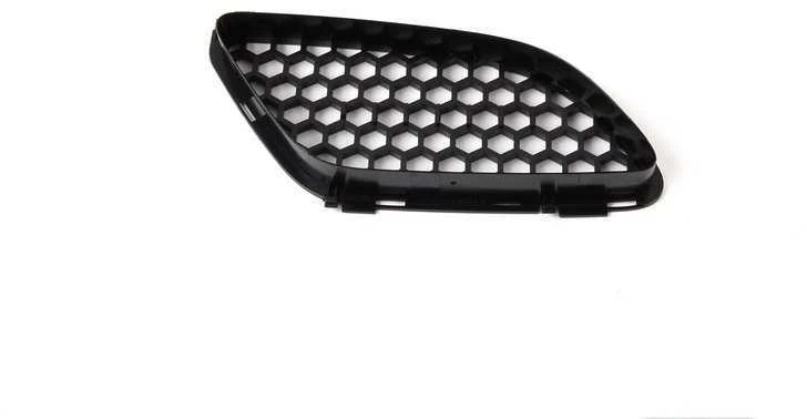 Originalus BMW E90 E92 E93 M3 priekinis kapoto groteles juodos dešinės pusės 8041986