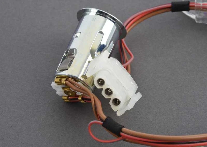 Originalus BMW E90N E91N E92 cigarečių degiklio lizdas su LED OEM 61349221620