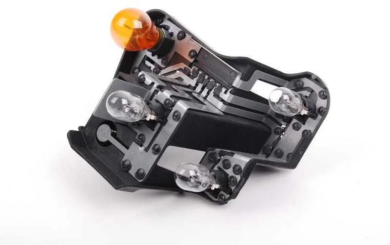 Originalus BMW E92 328i 335i M3 galinio žibinto lemputės laikiklis vairuotojo pusėje 63217174407