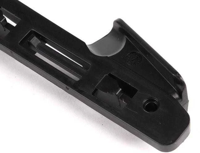 Originalus BMW E92 E93 vairuotojo pusės priekinio bamperio gidas 51117156555 NAUJAS