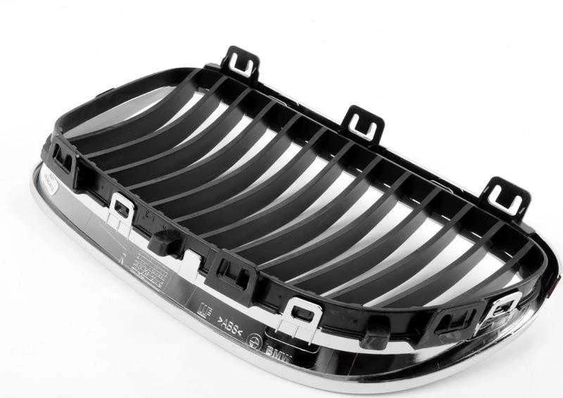 Originalus BMW E92N priekinis radiatoriaus inksto chromo groteles N/S OEM 51137254967