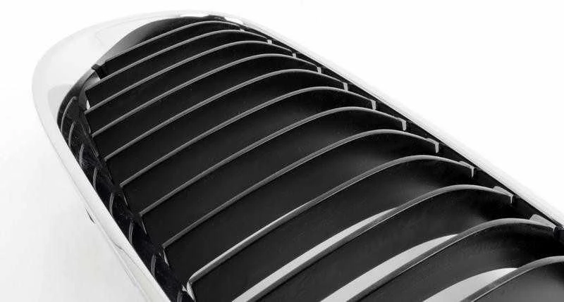 Originalus BMW E92N priekinis radiatoriaus inksto chromo groteles N/S OEM 51137254967