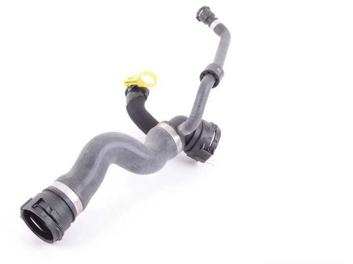 Originalus BMW F01N F02N F06 F06N F07 F07N radiatoriaus aušinimo žarna OEM 17127580957