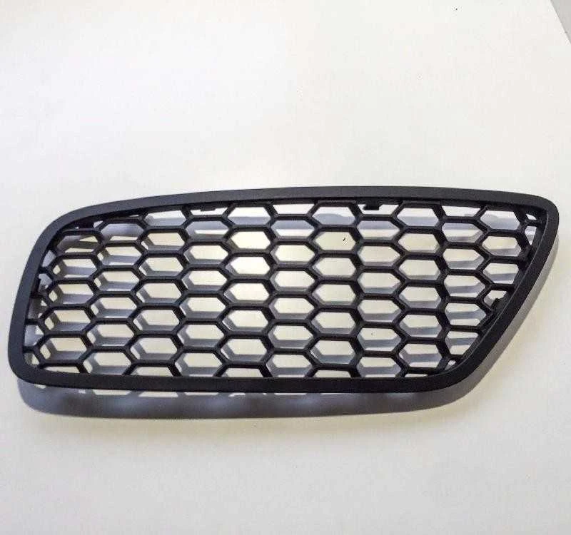 Originalus BMW F07N priekinis bamperio rūko žibinto groteles N/S OEM 51118057331