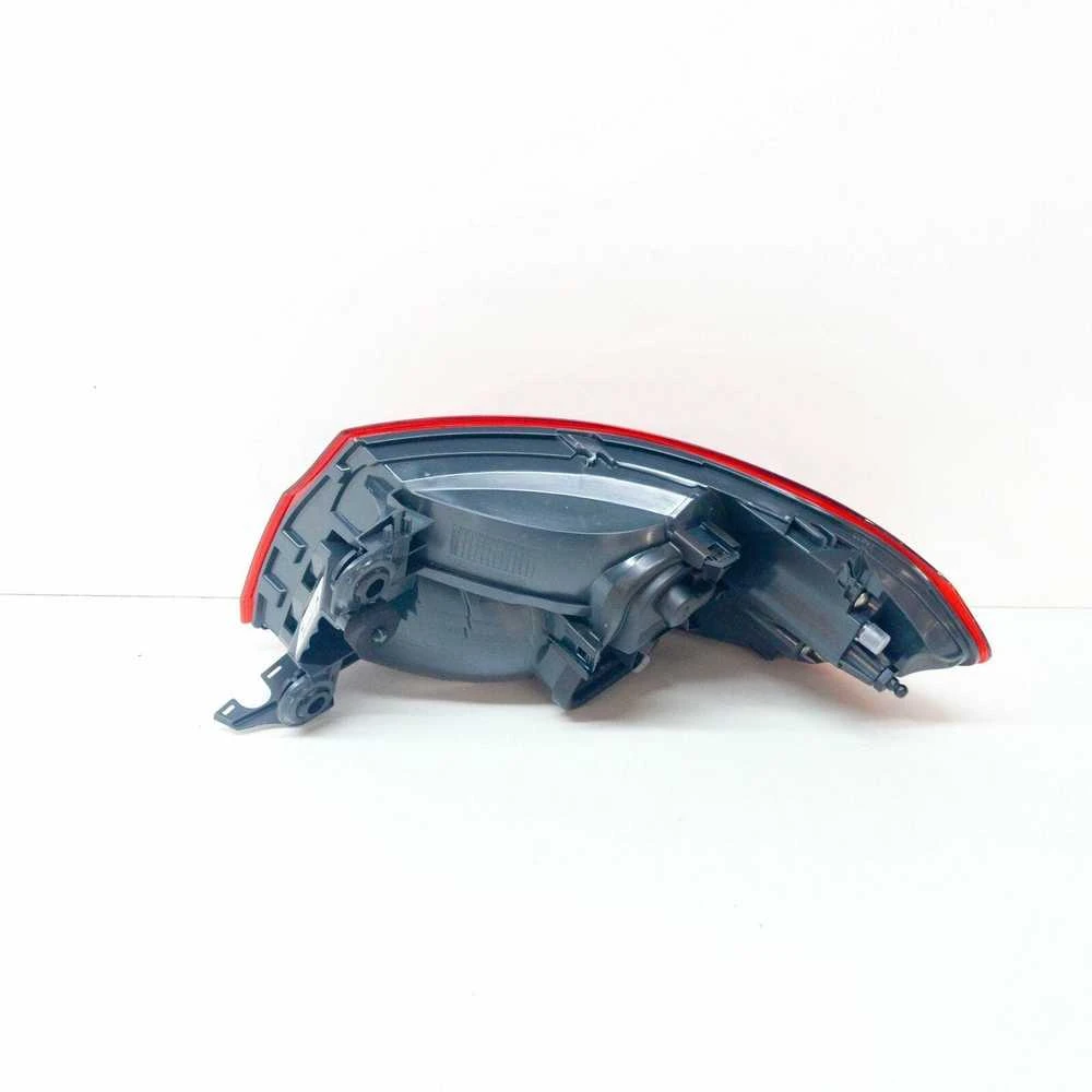 Originalus BMW F32 F33 F36 F82 Galinis Žibintas Kairėje Šoninėje Panelėje OEM 63217296097