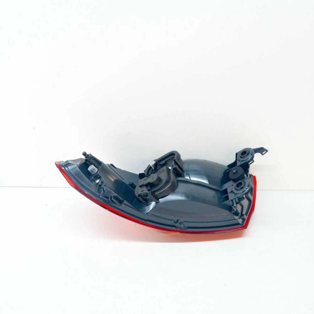 Originalus BMW F32 F33 F36 F82 Galinis Žibintas Kairėje Šoninėje Panelėje OEM 63217296097