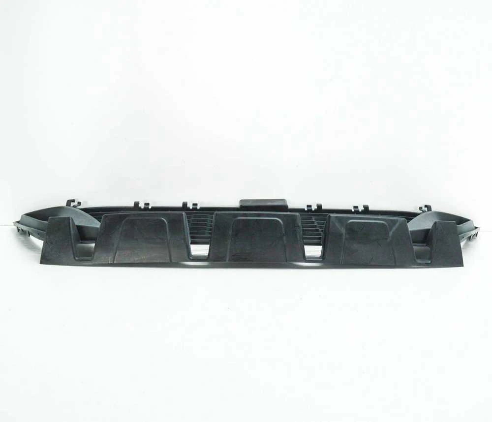 Originalus BMW F45 F46 priekinis bamperis centrinė atvira grotelė OEM 51118057891