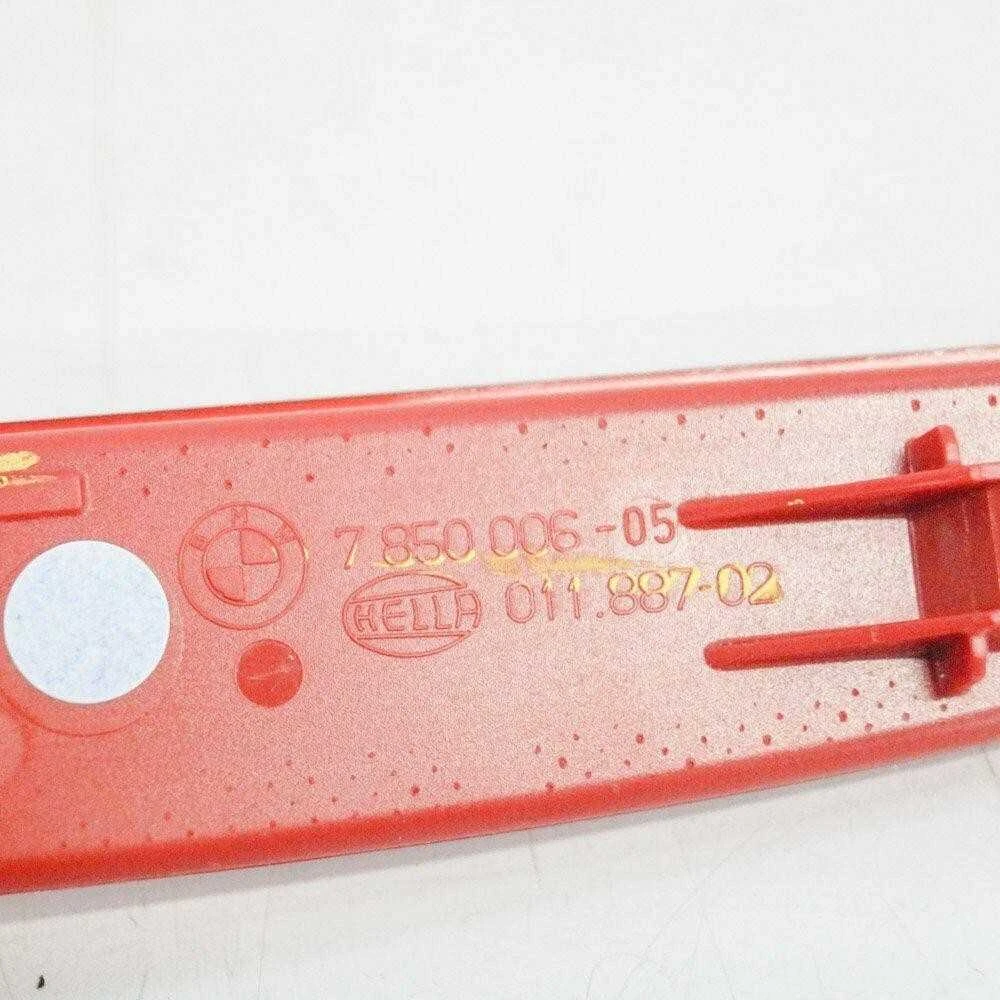 Originalus BMW F85 SUV galinis reflektorius dešinėje pusėje OEM 63147850006