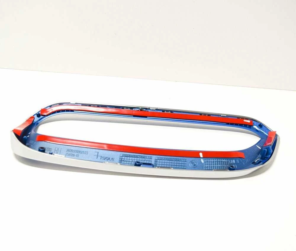 Originalus BMW I3 priekinis radiatoriaus grotelių rėmas su mėlynu apvadu dešinėje OEM 51137375884