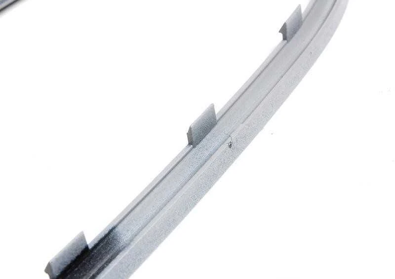 Originalus BMW M3 E90 E92 E93 paruoštas apdailos grotelių rėmas variklio dangčiui N/S OEM 41007891291