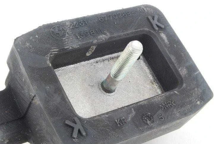 Originalus BMW pavarų dėžės tvirtinimas hibridiniam 7L E60 E61 E63 E64 F01 F02 F06 22316770289