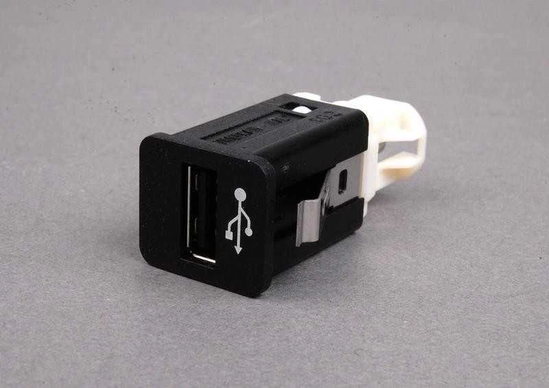 Originalus BMW USB lizdas CIC valdymo blokui 84109237656