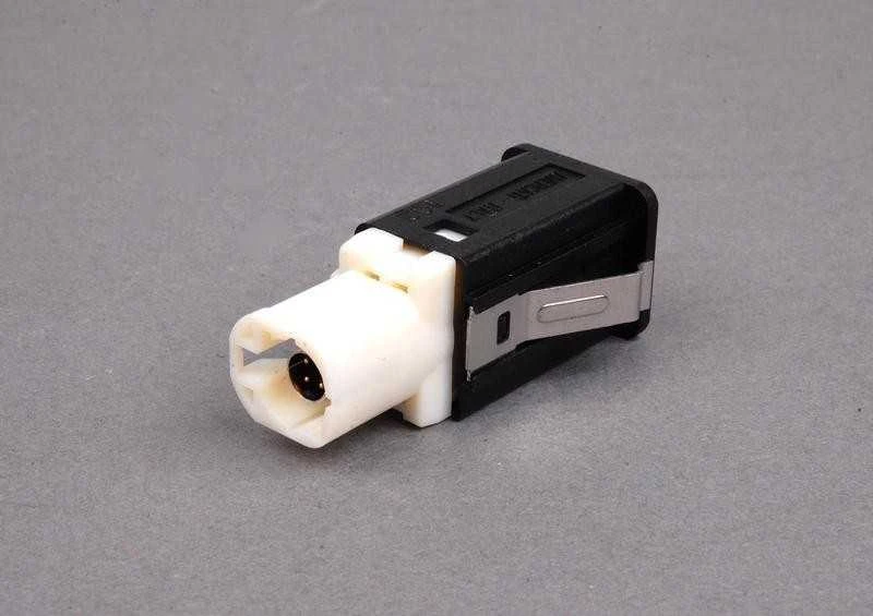 Originalus BMW USB lizdas CIC valdymo blokui 84109237656