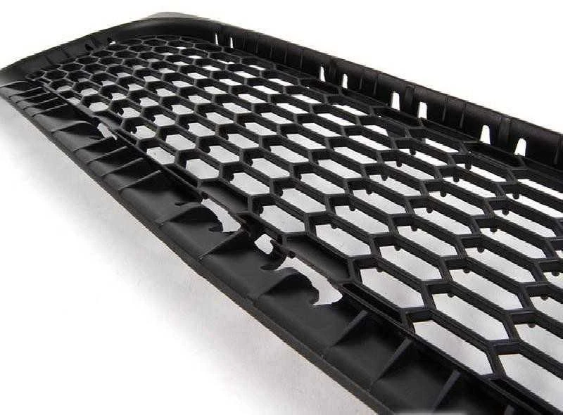 ORIGINALUS BMW X3 E83 2003-2006 M-Sport Priekinis Bamperis Apatinė Centrinė Grotelė 51113414307