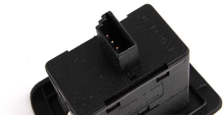 Originalus galinis kairysis lango jungiklis tinka BMW X5 E53 1999-2006