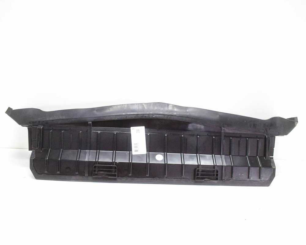 Originalus "Mercedes-Benz W246" oro kanalas A2465051530