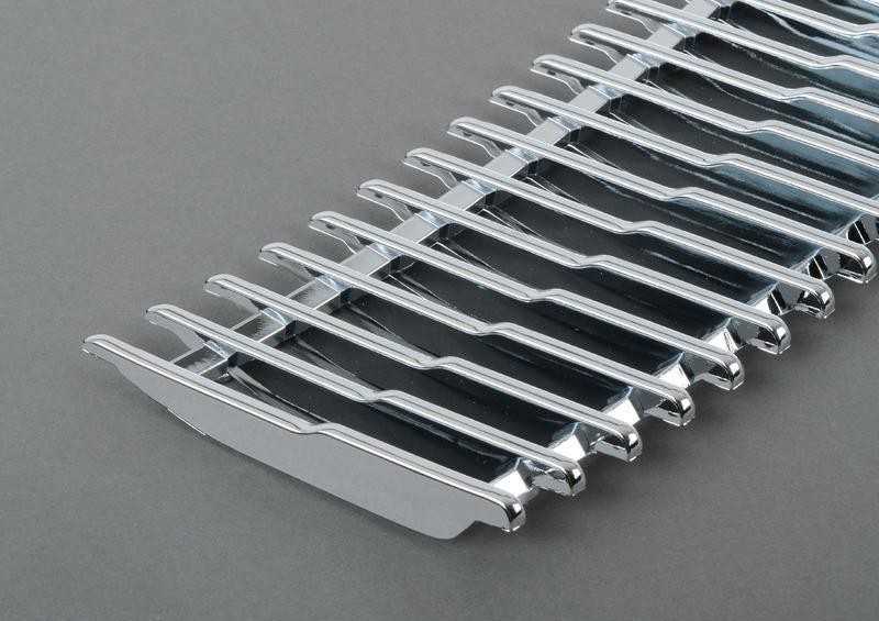ORIGINALUS OEM BMW E9 kupė variklio dangčio grotelės ventiliacijos chromuota grotelė dešinė 51131827282