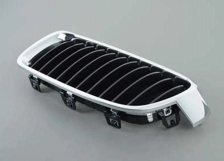 ORIGINALUS OEM BMW F30 F30N F31 Priekinis Radiatoriaus Inksto Grotelės Kairė 51137255411