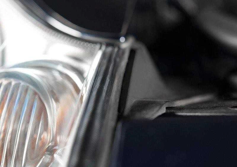 Originalus Porsche 955 žibinto sandarinimo guminis oro tarpiklis dešinės pusės keleivio tarpiklis