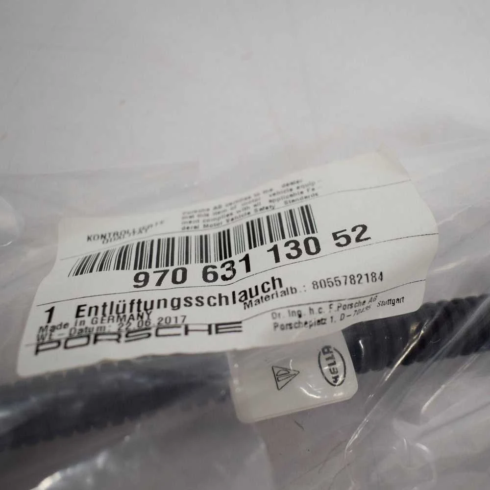 Originalus PORSCHE Panamera 970 Vamzdis dešinėje 97063113052