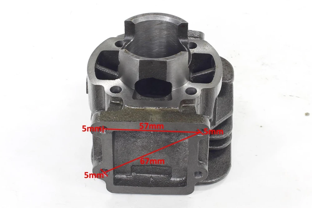 Other CILINDRAS YAMAHA BWS MINARELLI ORIGINALUS MBK BOOSTER 50 40mm KAIŠTIS 10mm 2T TINKA: APRILIA-AMICO/SR MBK-ACTIVE/BOOSTER/SIRRISO/EW YAMAHA-BELUGA/BW'S/CW/EW/SLIDER ITALJET-ASCOT/BAZOOKA/PISTA/YANKEE