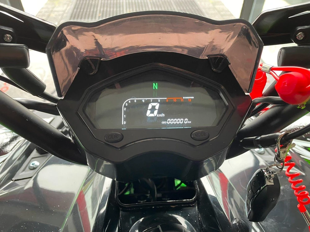 Other KETURRATUKIS ATV 125 SEEYA PAROON P6 JUODA-ŽALIA 1+1 PAVARA 8'' ALIUMINIO RATLANKIAI
