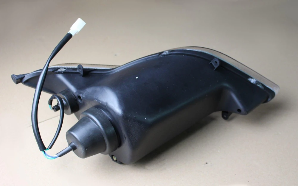Other PRIEKINIS ŽIBINTAS DEŠINYSIS GY6-50/2T XXL K-12/13” COLORADO