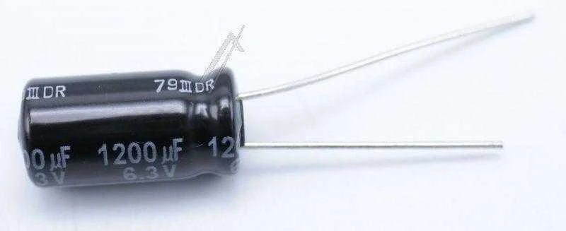 Panasonic Elco Radial Pan Kapacitoras 105 8x15mm BMW 316 318 320 323 325 E30 E36