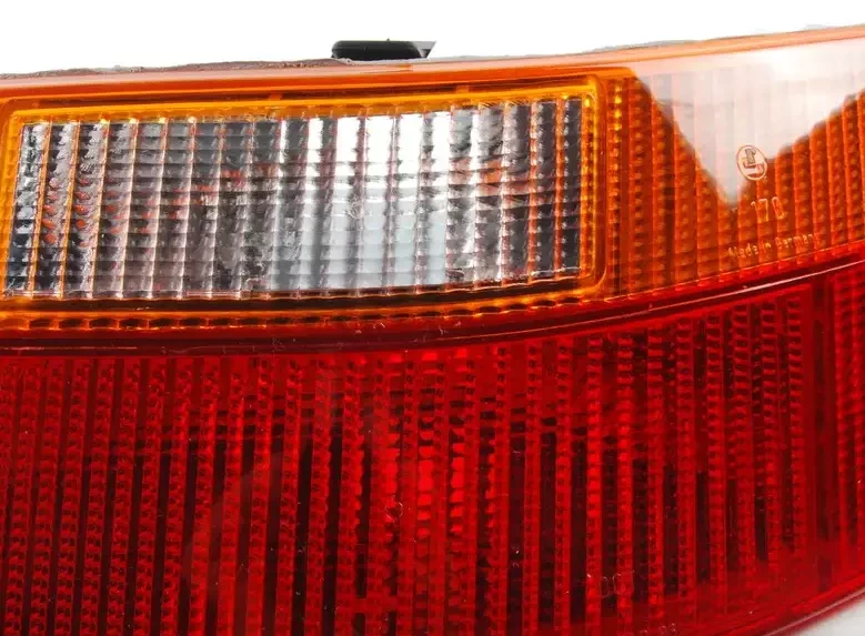 Porsche 928 1995 Galinio Šviesos Dešinė Originalus 92863148401