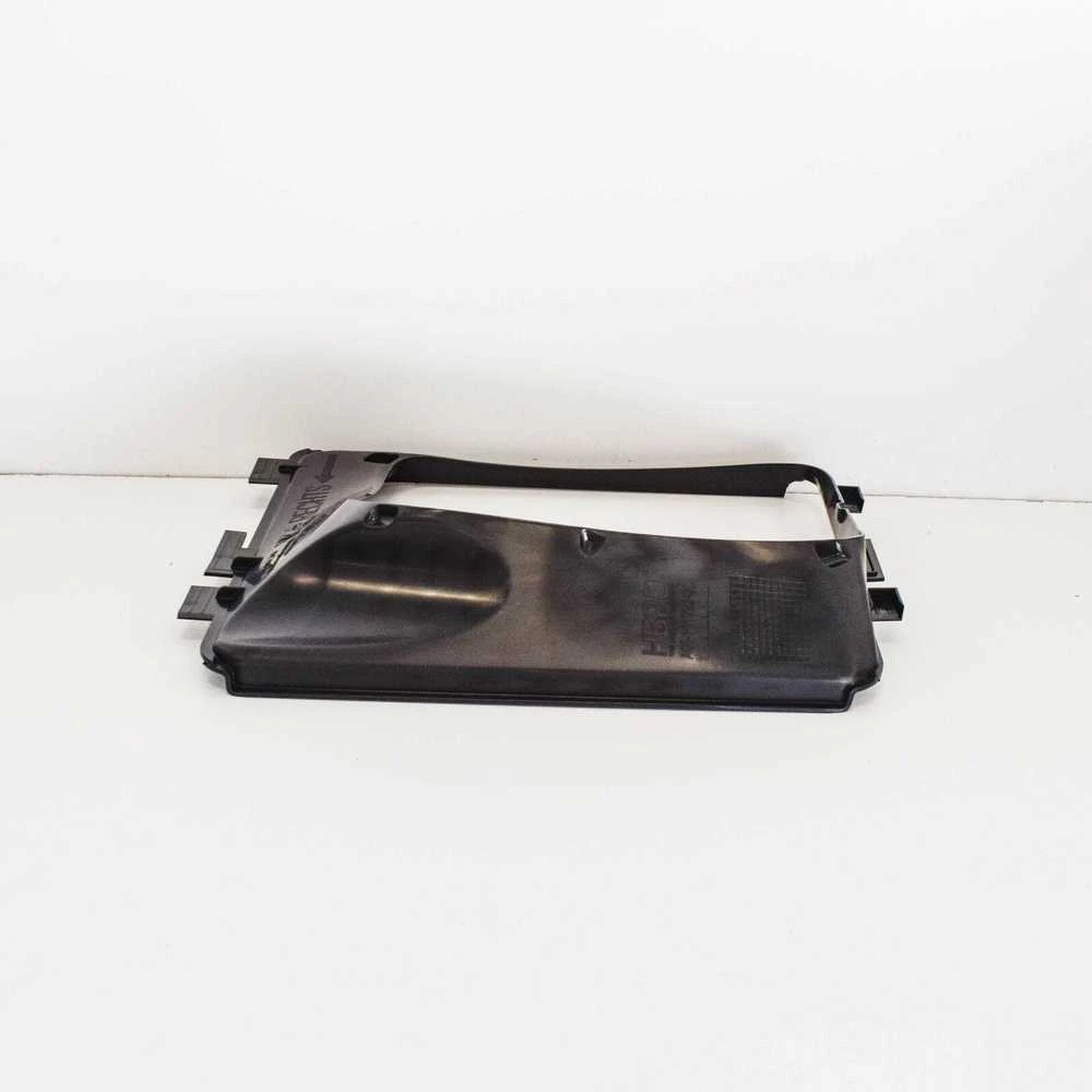 PORSCHE MACAN 95B 95B117340 Galinis dešinysis įsiurbimo oro aušintuvo ortakis NEW GENUINE