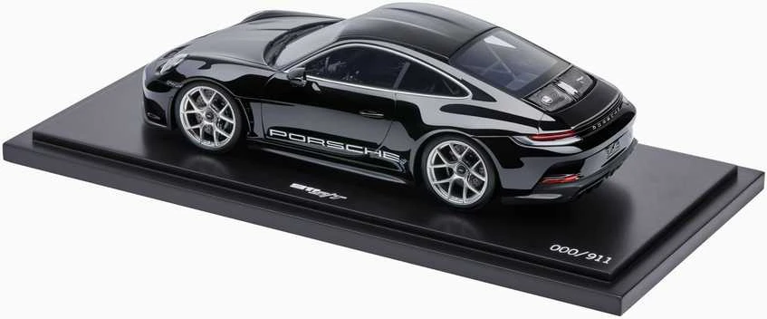 PORSCHE Porsche 911 S/T (992) – Ribota leidimas