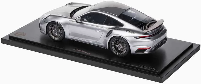 PORSCHE Porsche 911 Turbo 50 metų (992) – Ribota leidimo