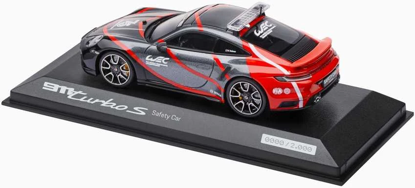 PORSCHE Porsche 911 Turbo S (992) WEC saugos automobilis – ribota leidimo versija