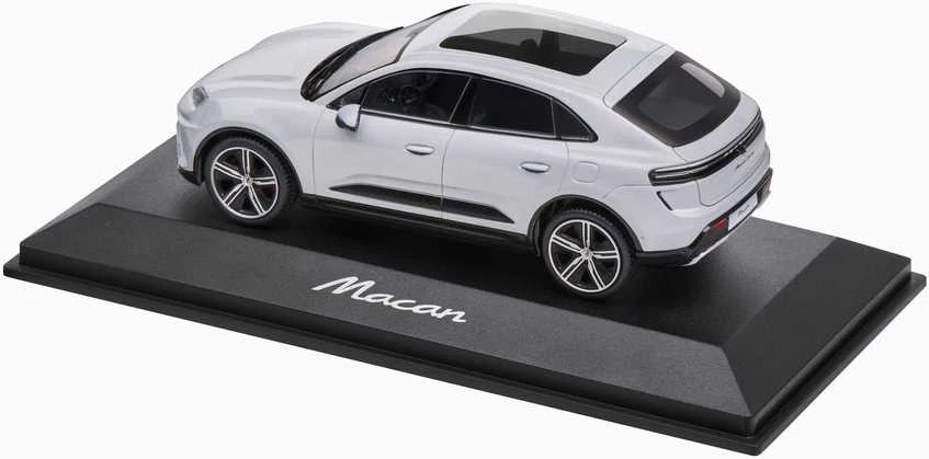 PORSCHE Porsche Macan Turbo (H2)