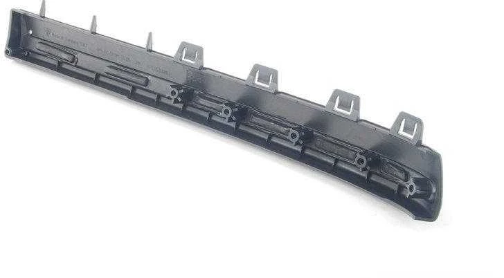 PORSCHE \u00a0\u00a0Priekinis buferis apatinis dešinysis spoileris OEM 958505888019B9 95850588800