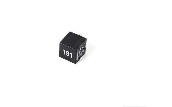 Rodiklis ir signalizacijos lempa VAG Audi A8/S8 quattro 1994-1999 Originalus 1H0953227