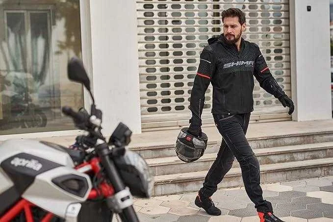 SHIMA DEVON motociklininko džinsai, prigludę, CE kelių ir klubų apsaugos, juodi 38