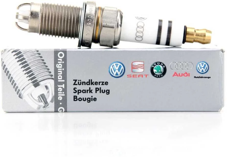 Skoda AUDI A2 uždegimo žvakė originali 101000068AA