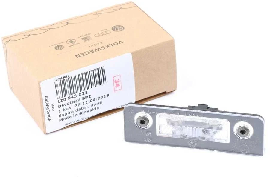 Skoda Octavia 1Z Saloon Light Licence Originalus 1Z0943021