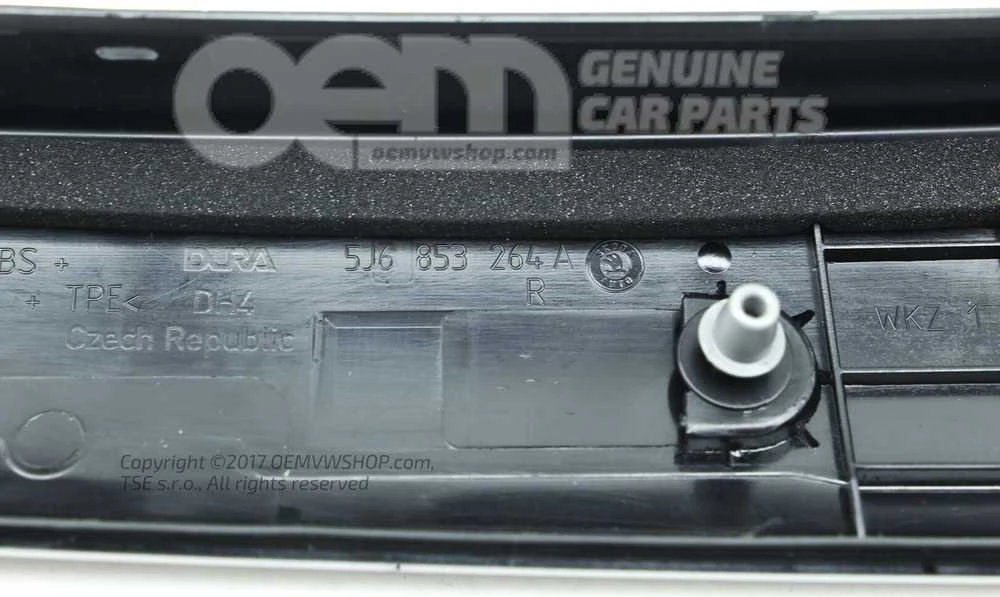 Šoninis Dešinys A Pillar Dangtelis Skoda Fabia II 542 545 5J6853264A Originalus