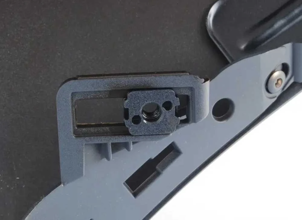 BMW M3 E90 Sedanas Priekinis Sparnas Šoninis Panele Kairė Originali 41008042023